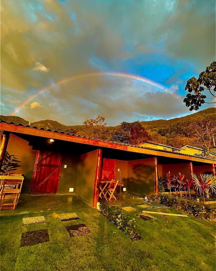 Rancho Do Paioleiro - Suites Sao Bento do Sapucai Exterior photo